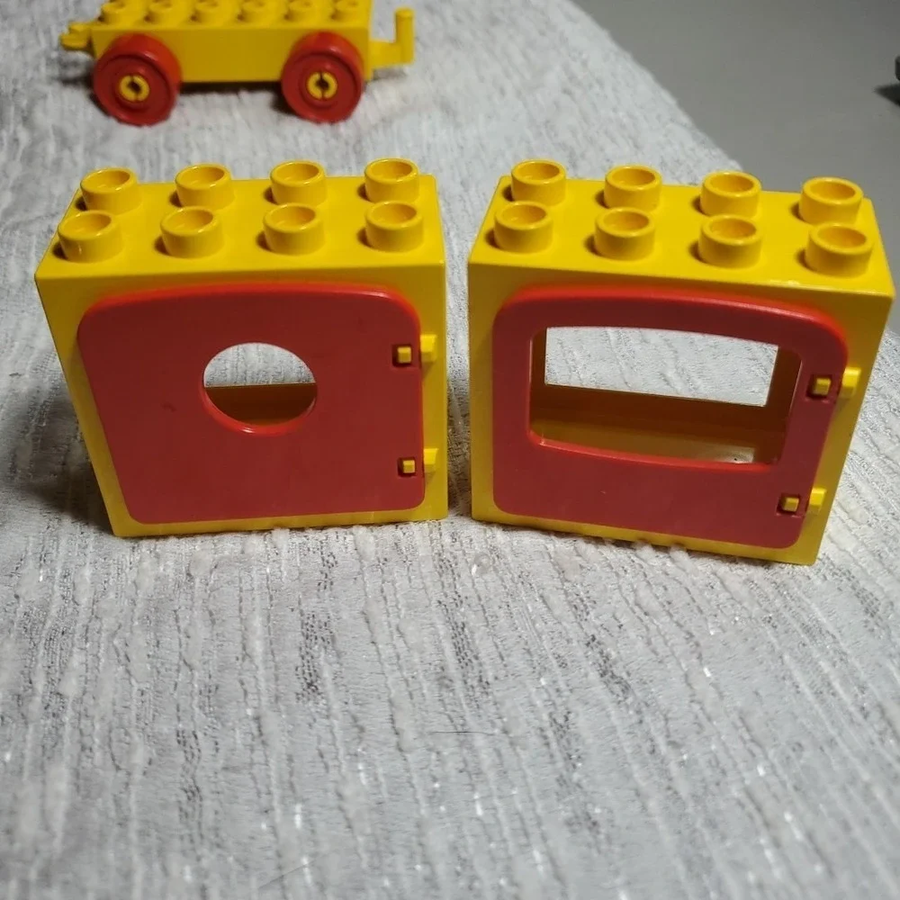 Lego Duplo Building Bricks‎ Special Pieces (8)